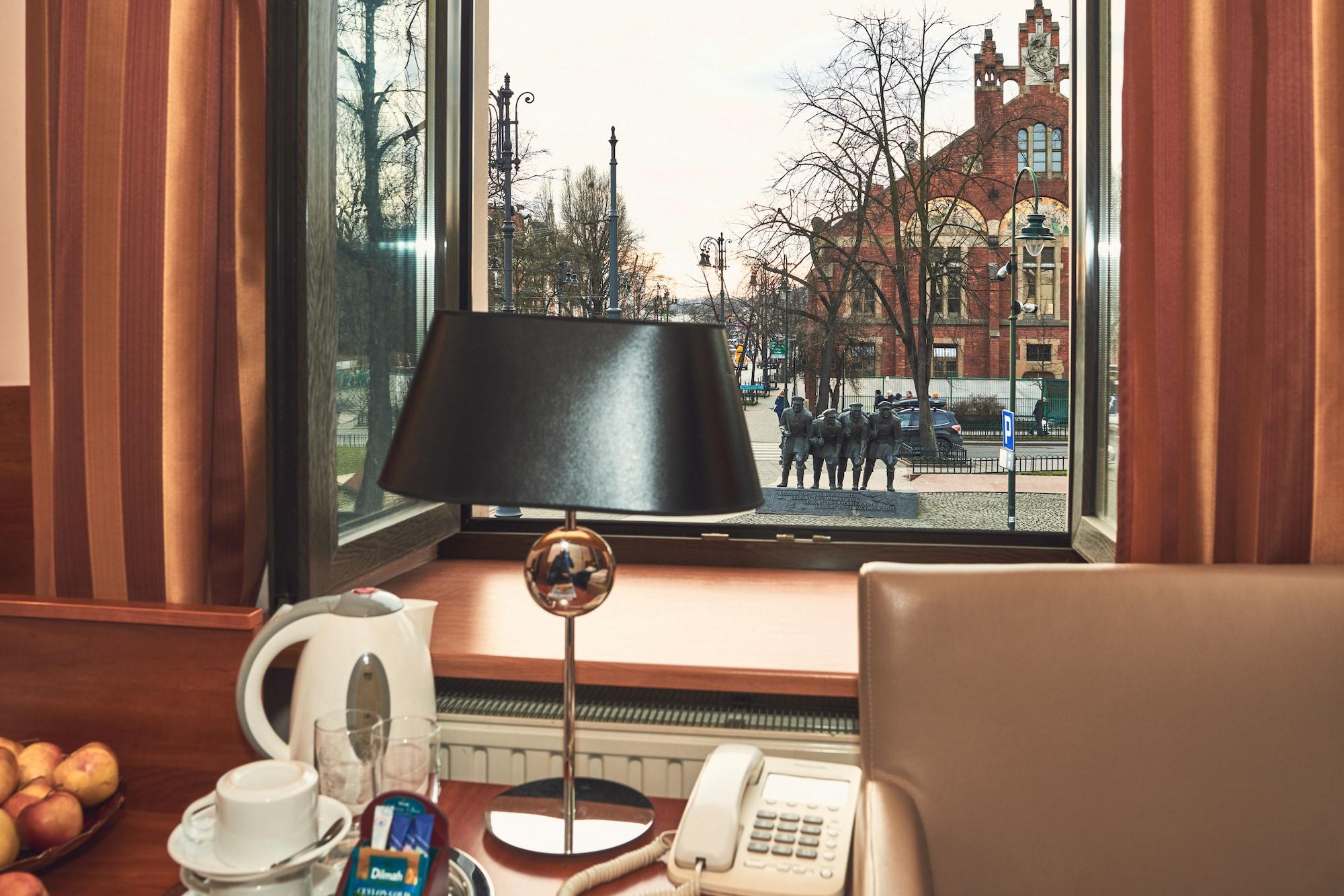 Nobilton Hotel Красков Екстериор снимка