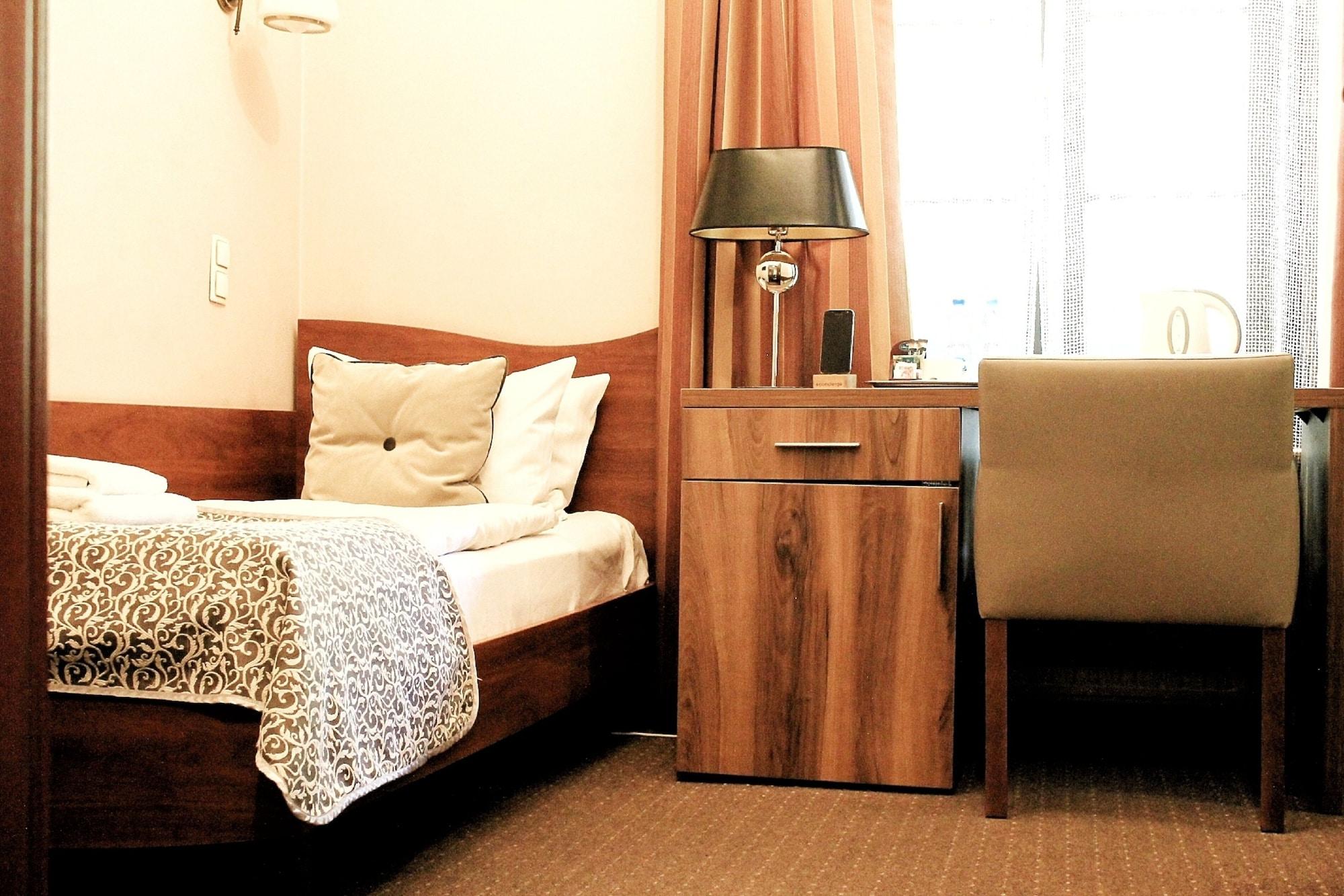 Nobilton Hotel Красков Екстериор снимка