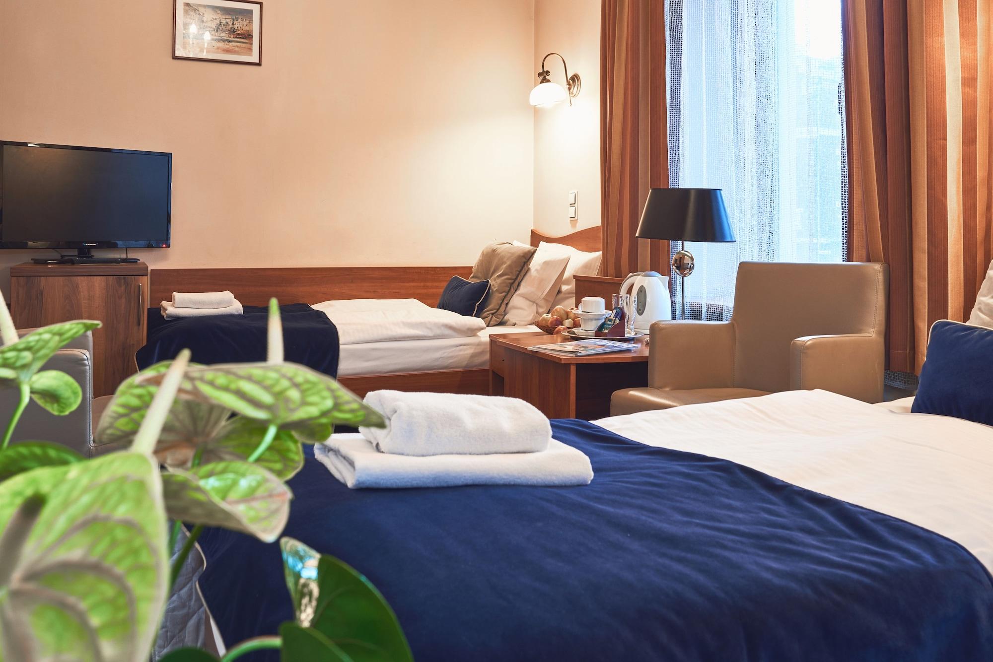 Nobilton Hotel Красков Екстериор снимка
