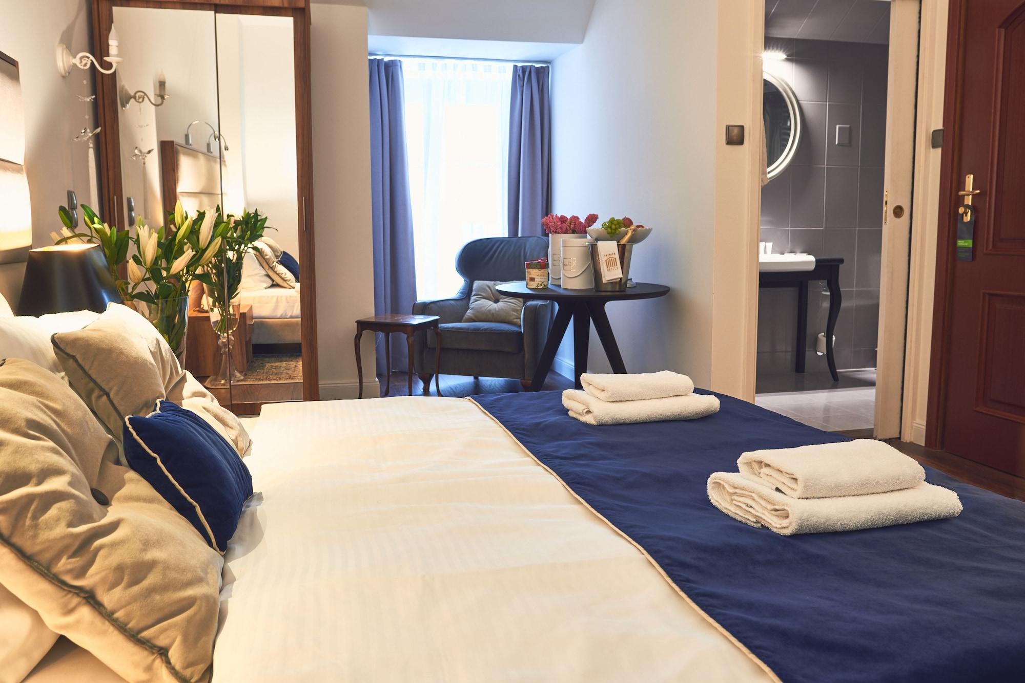 Nobilton Hotel Красков Екстериор снимка