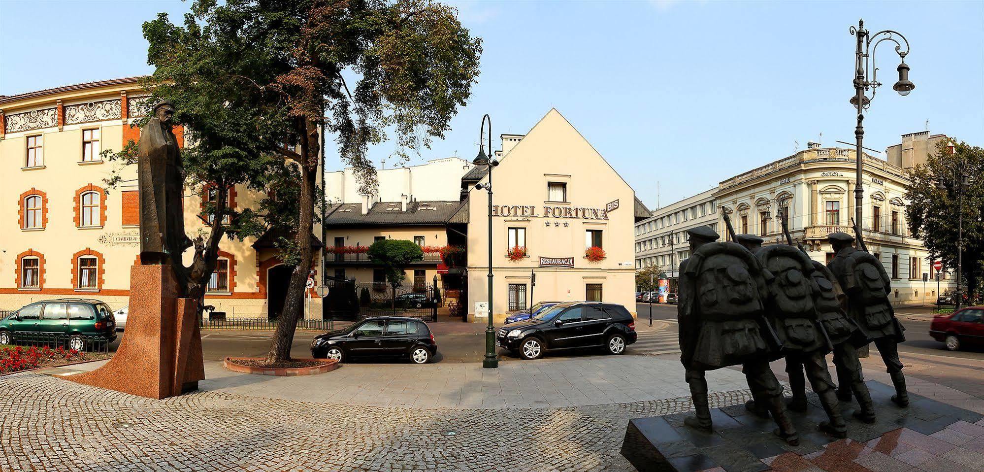 Nobilton Hotel Красков Екстериор снимка